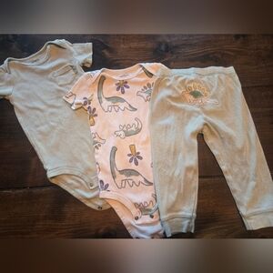 Carters 12m *baby* 3-piece outfit